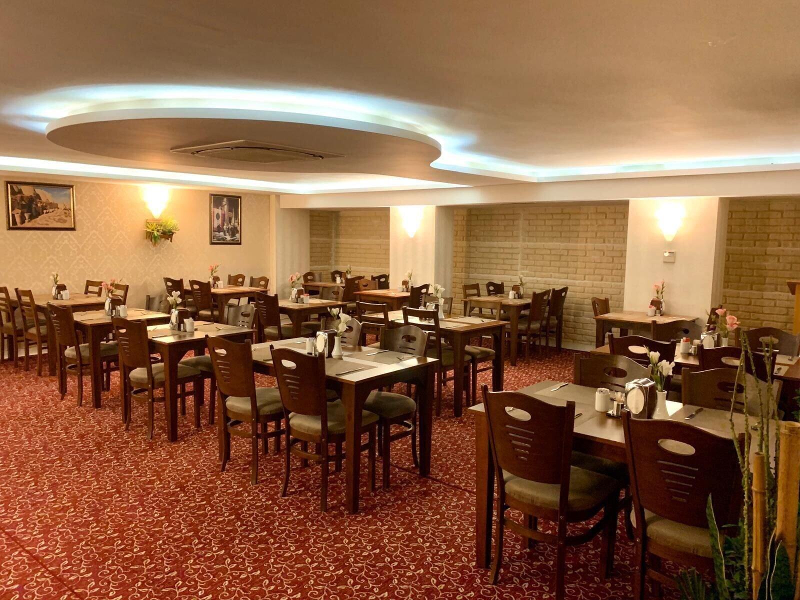 Adana Yukselhan Hotel Exterior photo