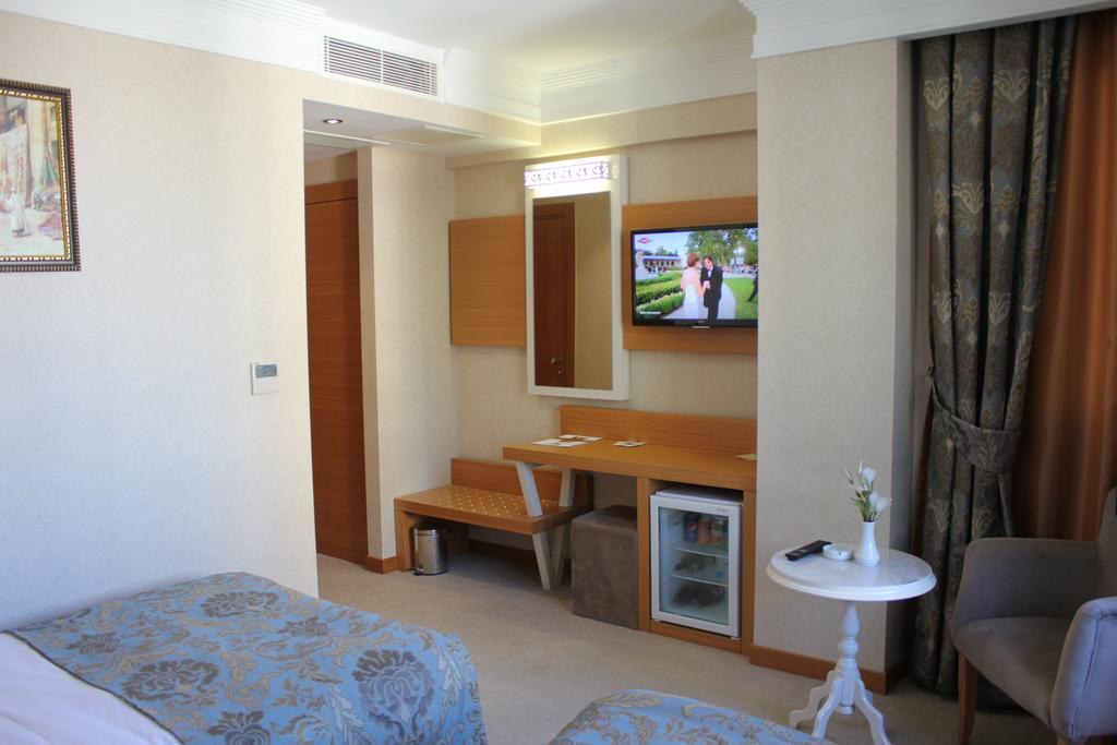 Adana Yukselhan Hotel Exterior photo