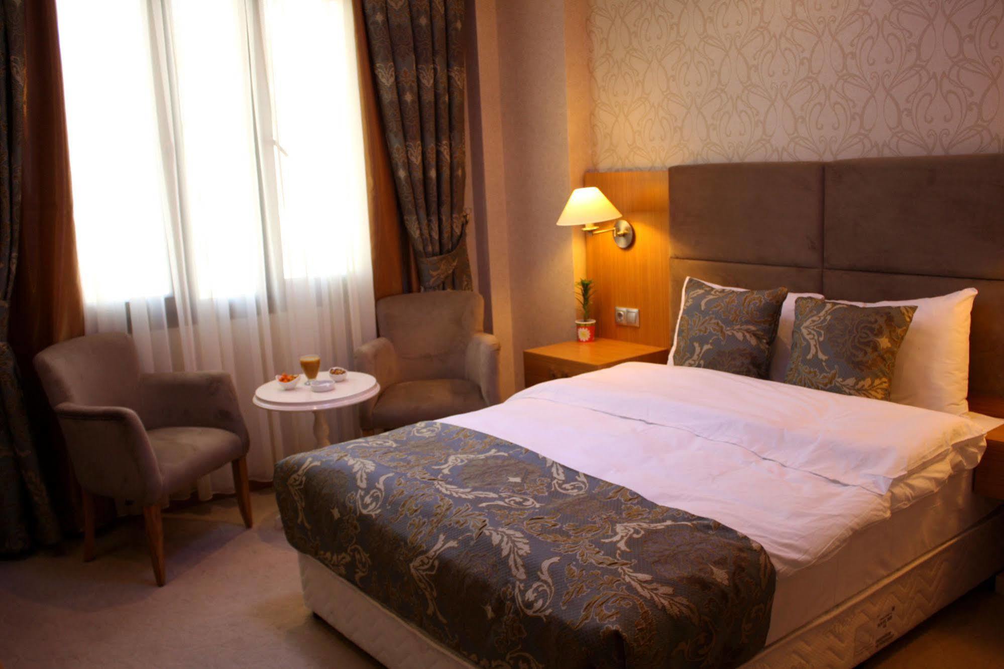 Adana Yukselhan Hotel Exterior photo